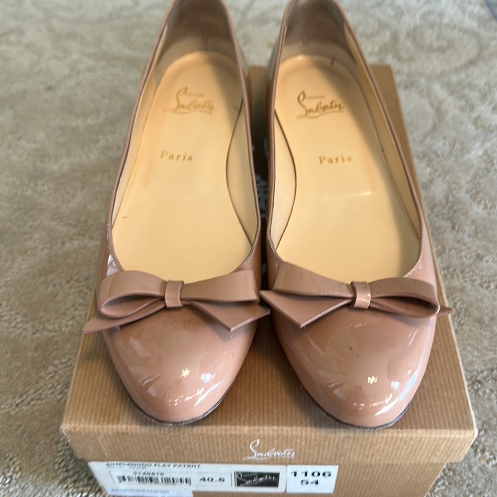 Christian Louboutin nude patent leather flats, size 40.5